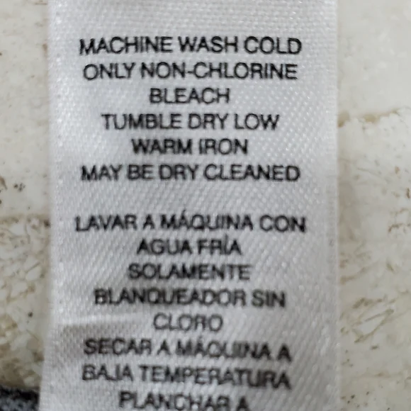 Chico’s jeans women's size 14 short black wash with fading straight leg stretch - Picture 11 of 11